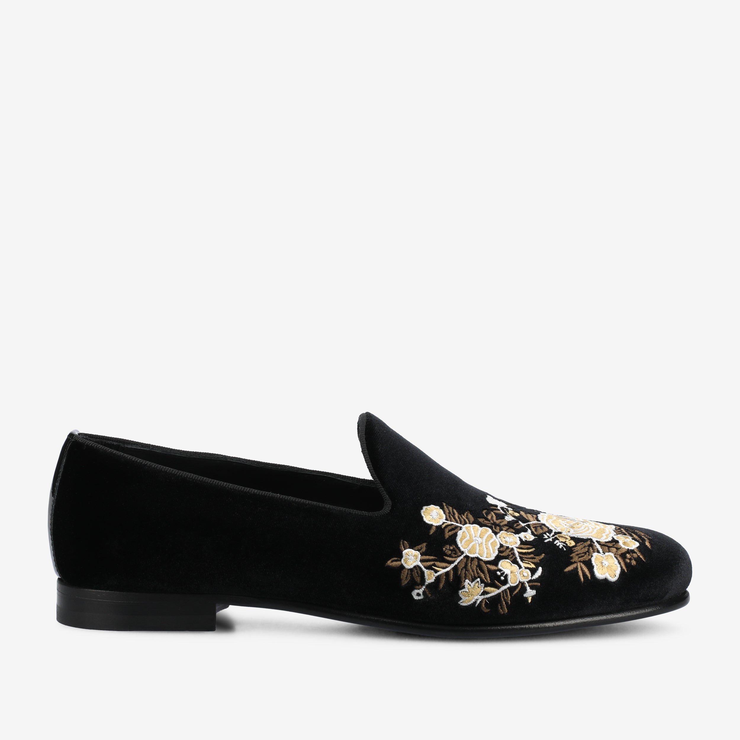 ESTATE-BKV_WEB1_88f4df57-ec26-414a-bf5c-238998e3c777.jpg The Estate Slipper in Black Velvet - Image 1