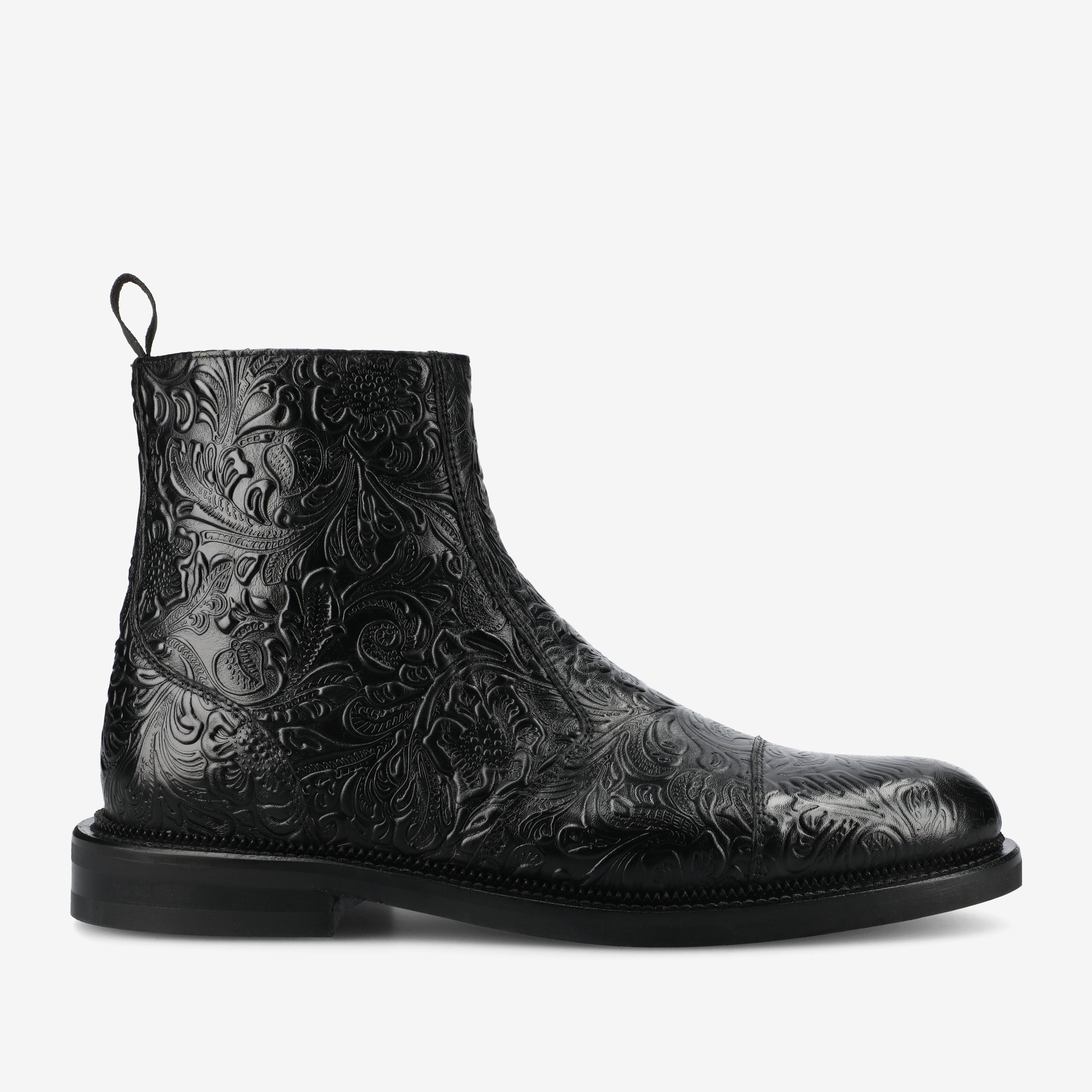LEWIS-BFL_WEB1.jpg The Lewis Boot in Black Floral - Image 1